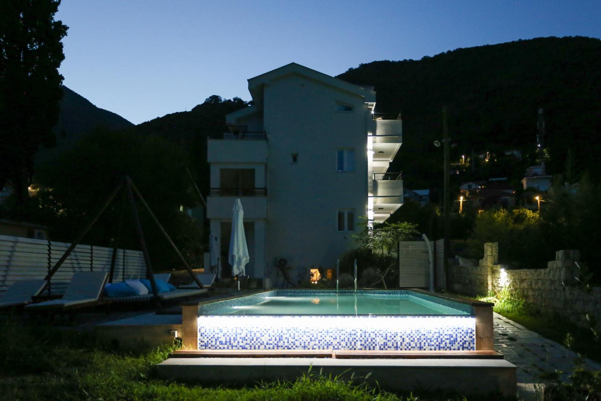 Apartments Cukovic Χέρτσεγκ Νόβι Εξωτερικό φωτογραφία
