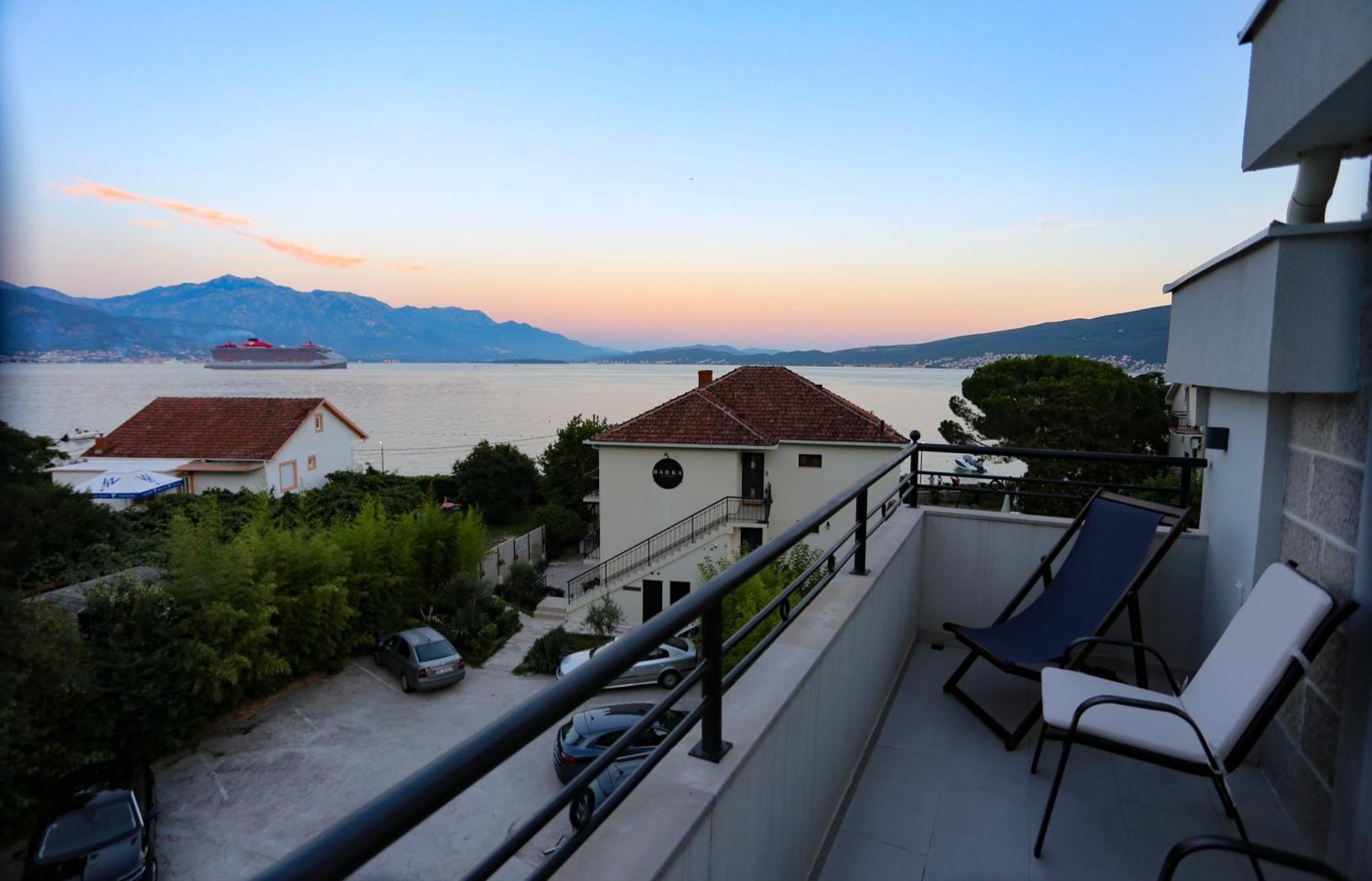 Apartments Cukovic Χέρτσεγκ Νόβι Εξωτερικό φωτογραφία